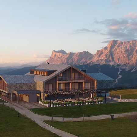 Rifugio Alpino Pralongia Villa Corvara In Badia Eksteriør bilde